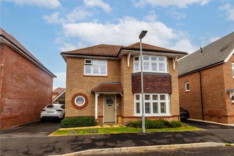 3 bedroom detached house for sale, Magpie Meadows, Caddington, Luton, Bedfordshire