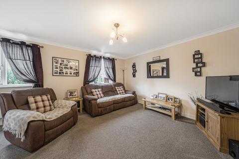 2 bedroom flat for sale, Rack Close Road, Alton, Hampshire, GU34