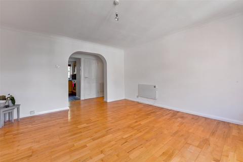 2 bedroom apartment to rent, Lammas Court, Windsor, Berkshire, SL4