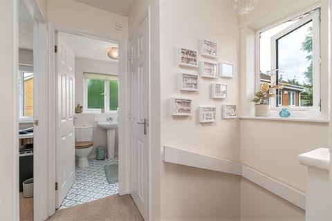 153 Brambleside, Kettering, NN16 9UQ