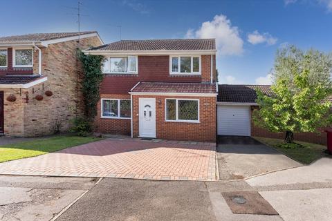 4 bedroom detached house for sale, Red Cottage Mews, London Road, Langley SL3