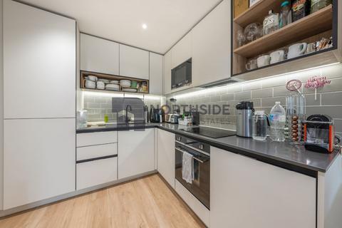 2 bedroom flat for sale, Beaufort Square, London