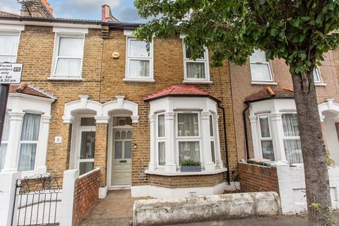 3 bedroom terraced house for sale, Tweedmouth Road, E13
