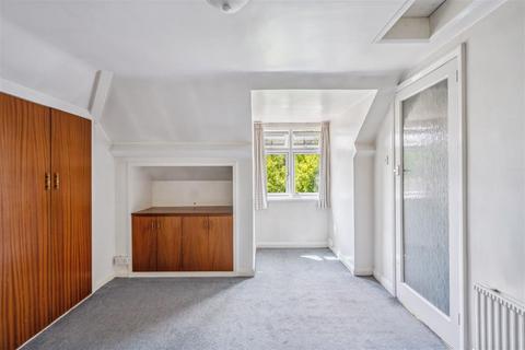 64 Lower Road, Denham, Uxbridge, UB9 5EB