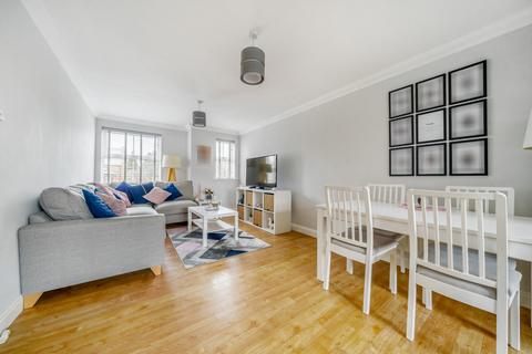 2 bedroom apartment for sale, Brushfield Way, Knaphill, Woking, GU21
