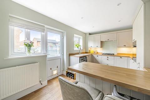 18 Hanson Close, Shaw, Swindon, SN5 5RD