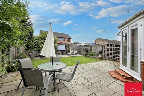 3 bedroom semi-detached house for sale, Riverside Avenue, Irlam, M44