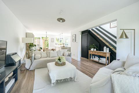 6 Cavendish Grove, Winchester, SO23 7HQ