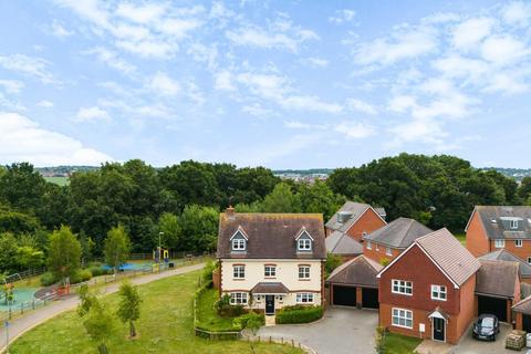 6 bedroom detached house for sale, Blackthorn Close, Andover, Hampshire, SP11