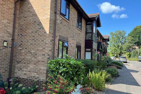 1 bedroom retirement property for sale, St Christophers Gardens, Ascot, Berkshire SL5 8LZ