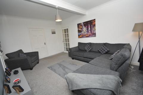 2 bedroom ground floor flat for sale, Culzean Crescent, Kilmarnock, KA3