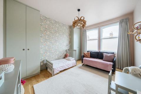 3 bedroom maisonette for sale, Monnery Road,  London,  N19,  N19