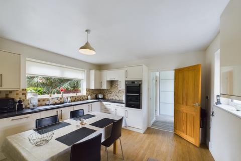 3 bedroom detached house for sale, Long Lane, Beverley, HU17 0RN