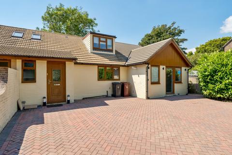 3 bedroom chalet for sale, Burlow Close, Birdham, PO20