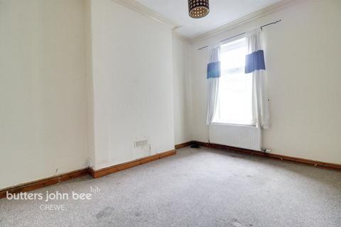 3 bedroom end of terrace house for sale, Lawton Street, Crewe