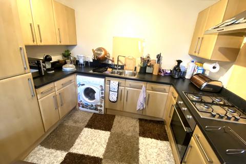 2 bedroom flat for sale, Ringwood Road, Poole BH12