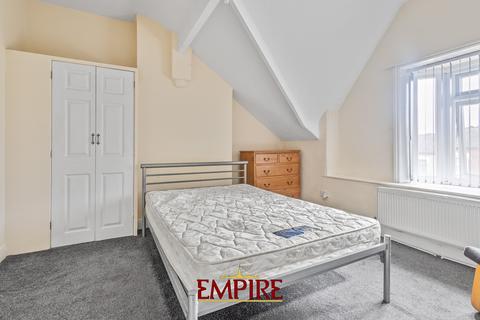 1 bedroom in a house share to rent, Minstead Road, Erdington B24 8PR