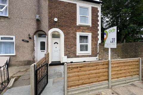 4 bedroom house to rent, Llanover Road, Woolwich, SE18