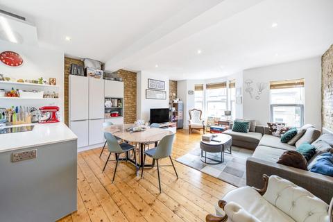 3 bedroom flat for sale, Amott Road, Peckham Rye