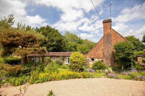 4 bedroom detached house for sale, Cat Street, Hartfield TN7