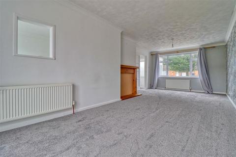 3 bedroom semi-detached house for sale, Great Clacton CO15