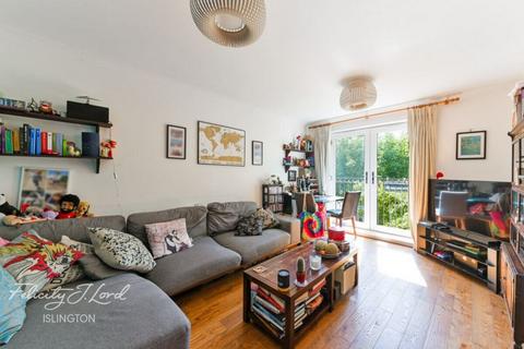 2 bedroom apartment for sale, City View Apartments, Essex Road, Islington, N1