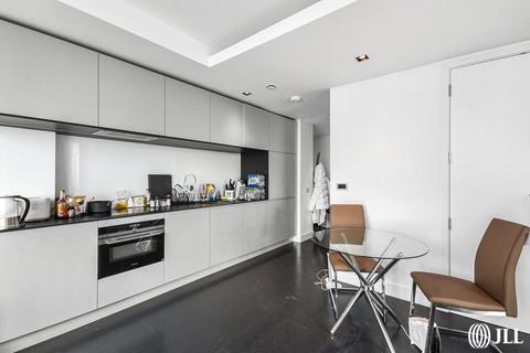 1 bedroom flat to rent, Amory Tower, London E14