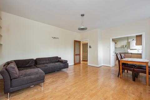 2 bedroom flat for sale, Gloucester Avenue, London NW1