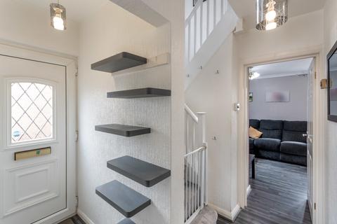 16 Central Drive, New Rossington, Doncaster, DN11 0JB