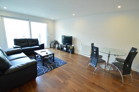 2 bedroom flat to rent, Cornmill House, 4 Wharf Street, London, SE8