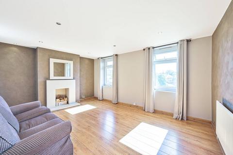 2 bedroom flat for sale, Edgeworth Road, Cockfosters, Barnet, EN4