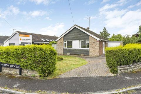 22 Cedar Crescent, Thame, OX9 2AU
