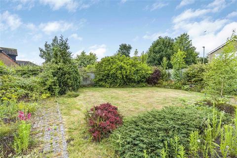 22 Cedar Crescent, Thame, OX9 2AU
