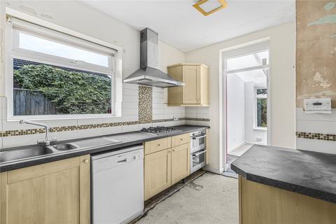 22 Cedar Crescent, Thame, OX9 2AU