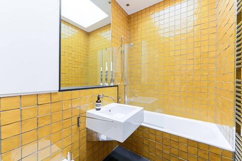 Flat 1, 27 Gledhow Gardens, London, SW5 0AZ