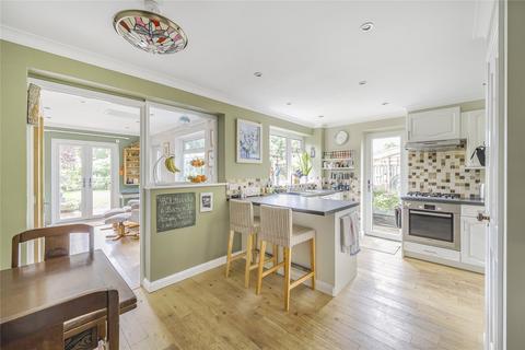 86 Linden Way, Ripley, Woking, GU23 6LP