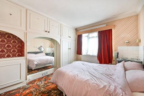 28 Jesmond Avenue, Wembley, HA9 6EA