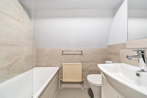 10 Ravenscourt Place, London, W6 0UN