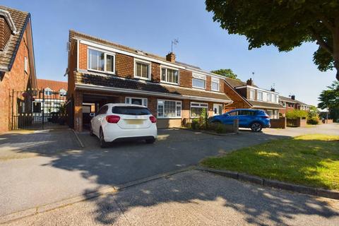 4 bedroom semi-detached house for sale, Highfield Close, Sutton-on-Hull, HU7