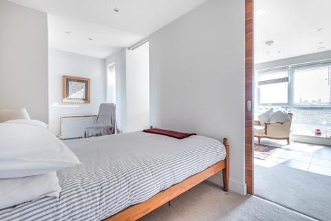 1 bedroom flat to rent, Bromyard Avenue London W3