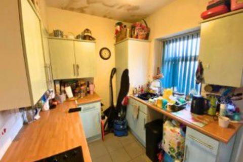 2 bedroom terraced house for sale, Rawling Street, Keighley, West Yorkshire, BD21 1AU