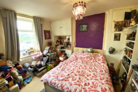 2 bedroom terraced house for sale, Rawling Street, Keighley, West Yorkshire, BD21 1AU