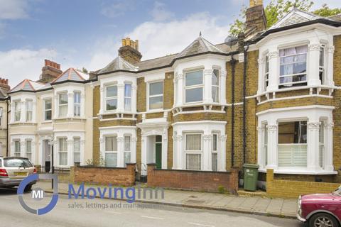 3 bedroom flat to rent, Morval Road, Brixton, SW2