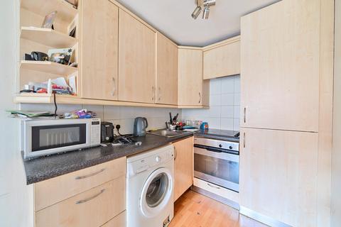 1 bedroom apartment for sale, Gateway, Weybridge, KT13