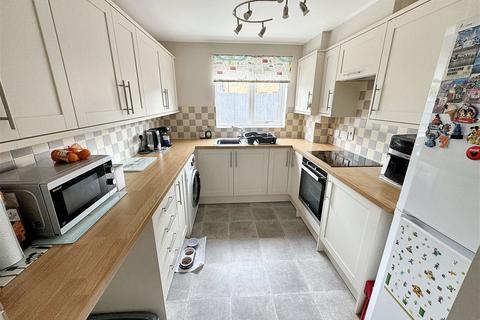 3 bedroom semi-detached house for sale, Lapwing Way, Soham