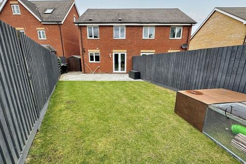 3 bedroom semi-detached house for sale, Lapwing Way, Soham
