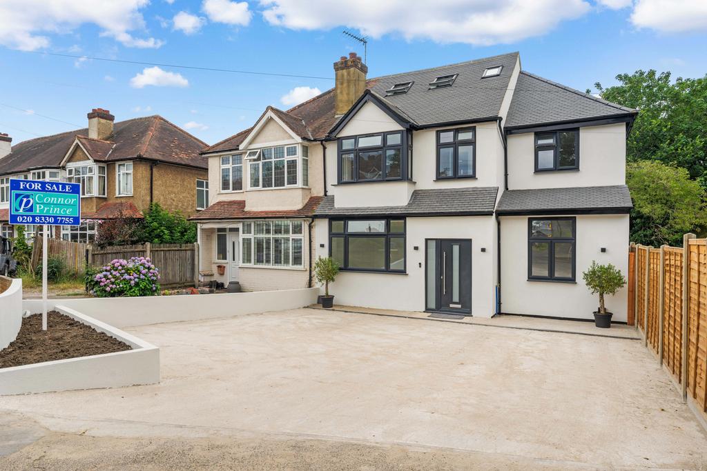 Braemar Road, Worcester Park KT4 5 bed semidetached house for sale £