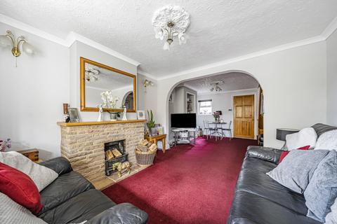 4 bedroom terraced house for sale, Wrecclesham Road, Farnham, Surrey