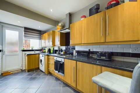 3 bedroom terraced house for sale, St. Davids Road North, Lytham St. Annes, FY8