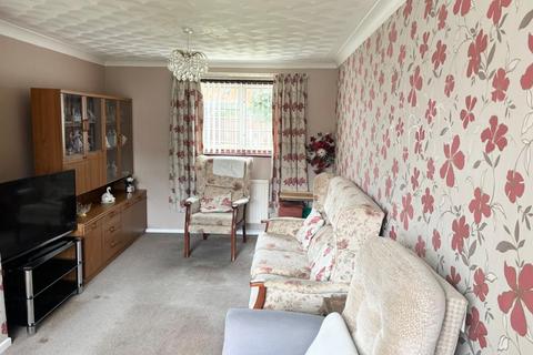 3 bedroom semi-detached house for sale, Holly Close, Hythe, Southampton, Hampshire, SO45